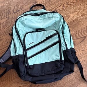 L.L. Bean Super Deluxe Mint Green and Black Backpack - Multi-Pocket Daypack